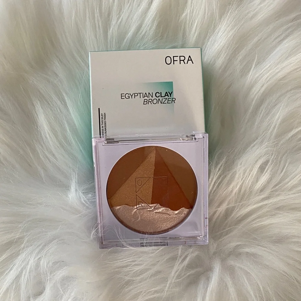 OFRA pressed bronzer